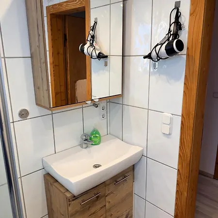 Wunderschoeneshaeuschen In Ruhiger Lage *