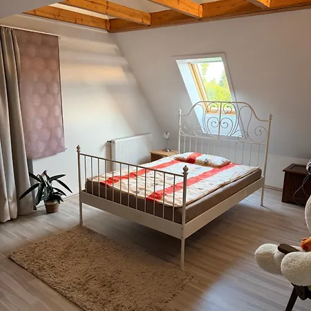 Wunderschoeneshaeuschen In Ruhiger Lage Apartment Garbsen